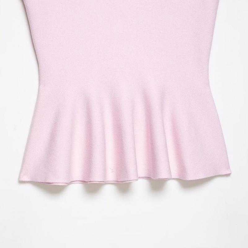 Spring 2026: European & American Style Cropped Knit Top