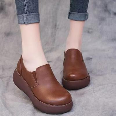 Damenmode Schuhe mit Keilabsatz Frühling Neu Runde Zehenpartie Tiefer Ausschnitt Dicke Sohle Rutschfest Verschleißfest Low-Top Schuhe