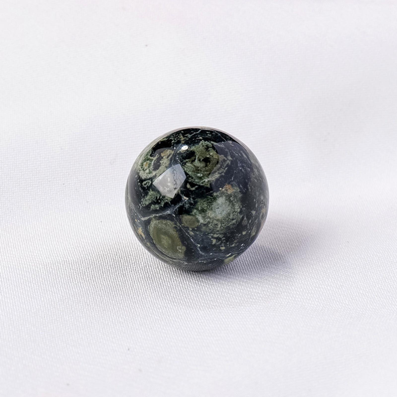 

Natural Beads, Loose Beads, Crystal Ball Ornaments One Size