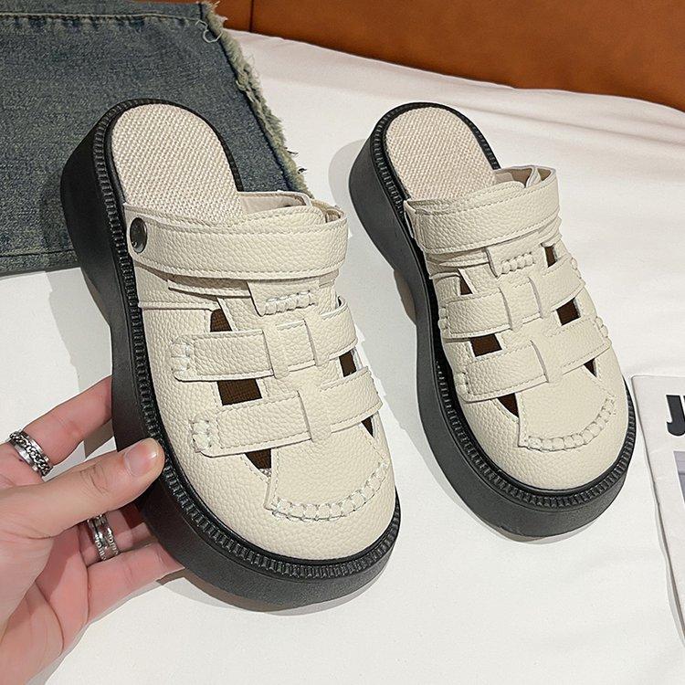 Baotou woven slippers women's 2024 summer new retro fashion sandals women's hollow and breathable flat bottom women's shoes