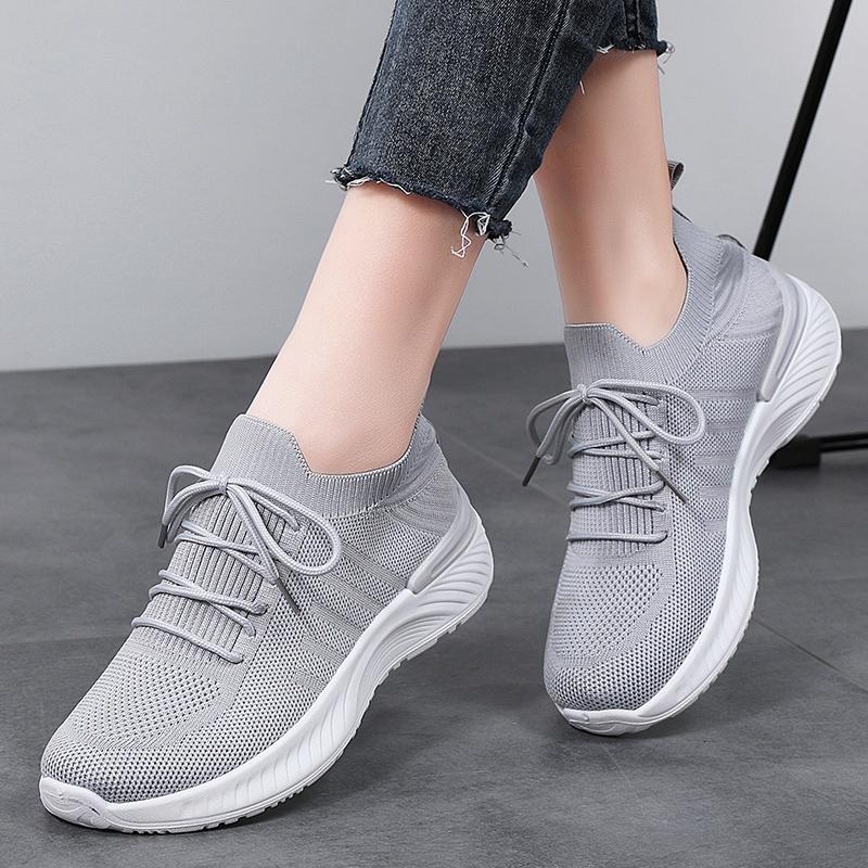 Breathable Mesh Women Running Shoes Lightweight Casual Sports Shoes Knitted Flats Walking Socks Shoes