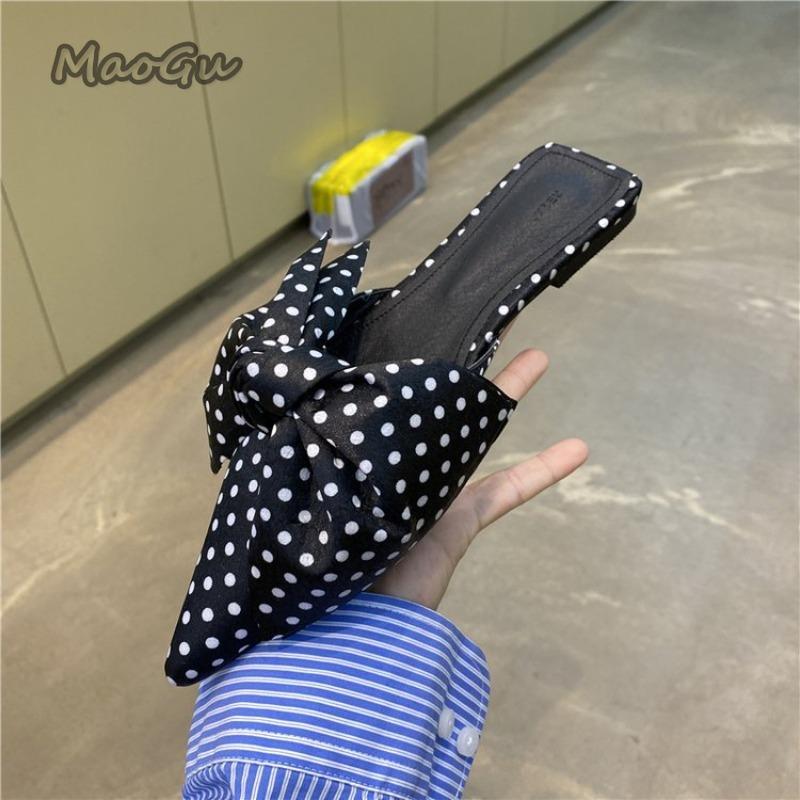 Fashion Oversize Bowtie Mule Shoes Women Fashion Pointed Toe Stripe Wave Slip-on Sandals Ladies Luxury Satin Silk Outdoor Flat Slippers