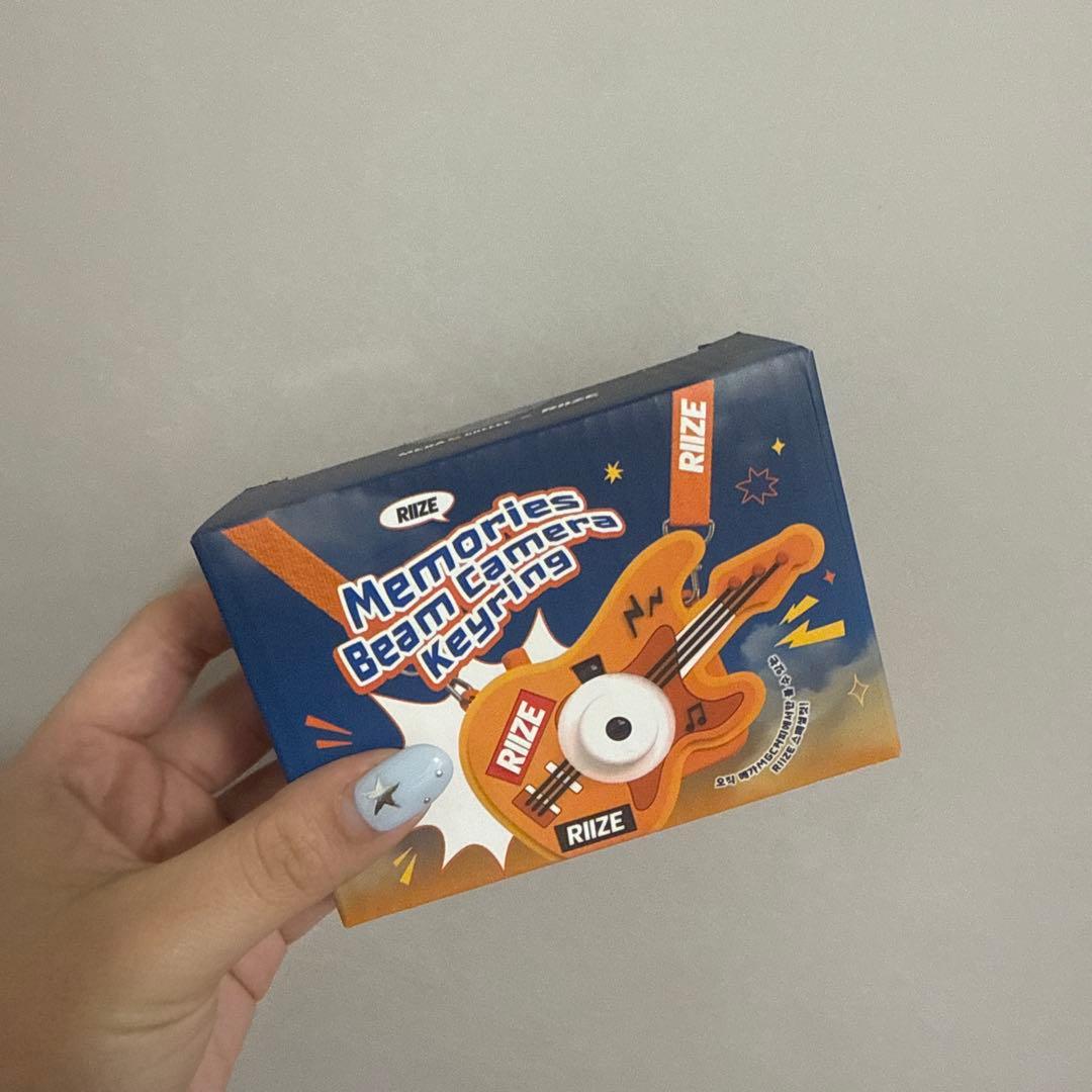 

[USED] RIIZE Memories Beam Camera Keyring