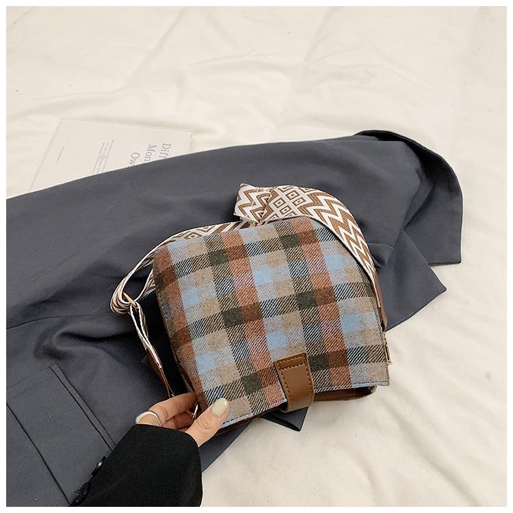 2025 Satchel Women, New Fashion Messenger Bag Women's High-end Texture Shoulder Small Square Bag In Stock