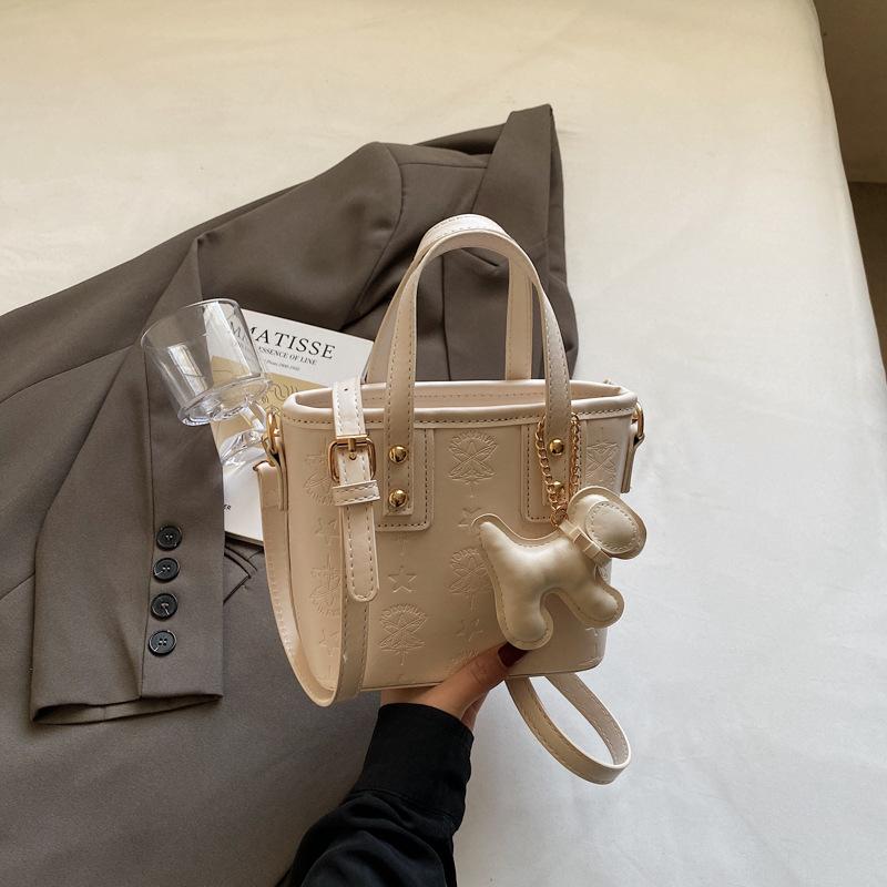 Bag Women's New Versatile Shoulder Messenger Bag Fashion Casual Handbag