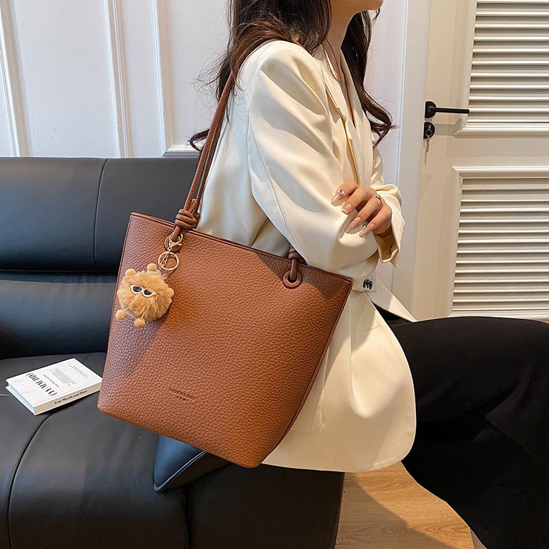 

Осень новый стиль модная большая вместимость хозяйственная сумка тоут сумка на плечо коричневый