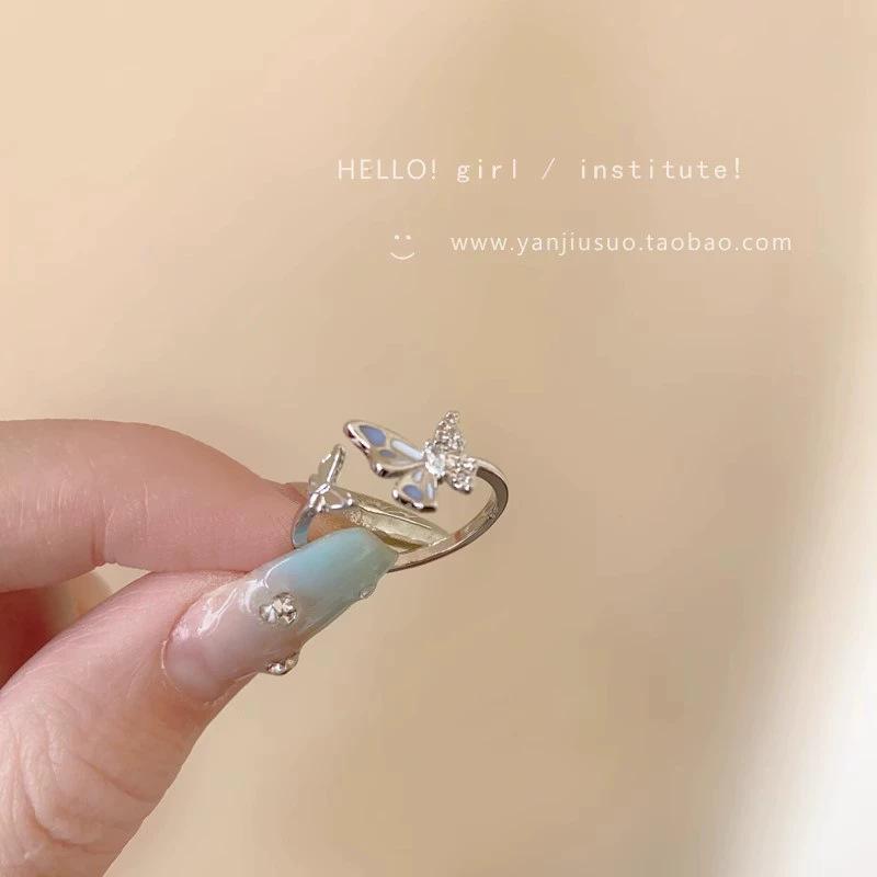 Elegant Butterfly Zircon Silver Ring: Women's High-End Luxury Style Jewelry