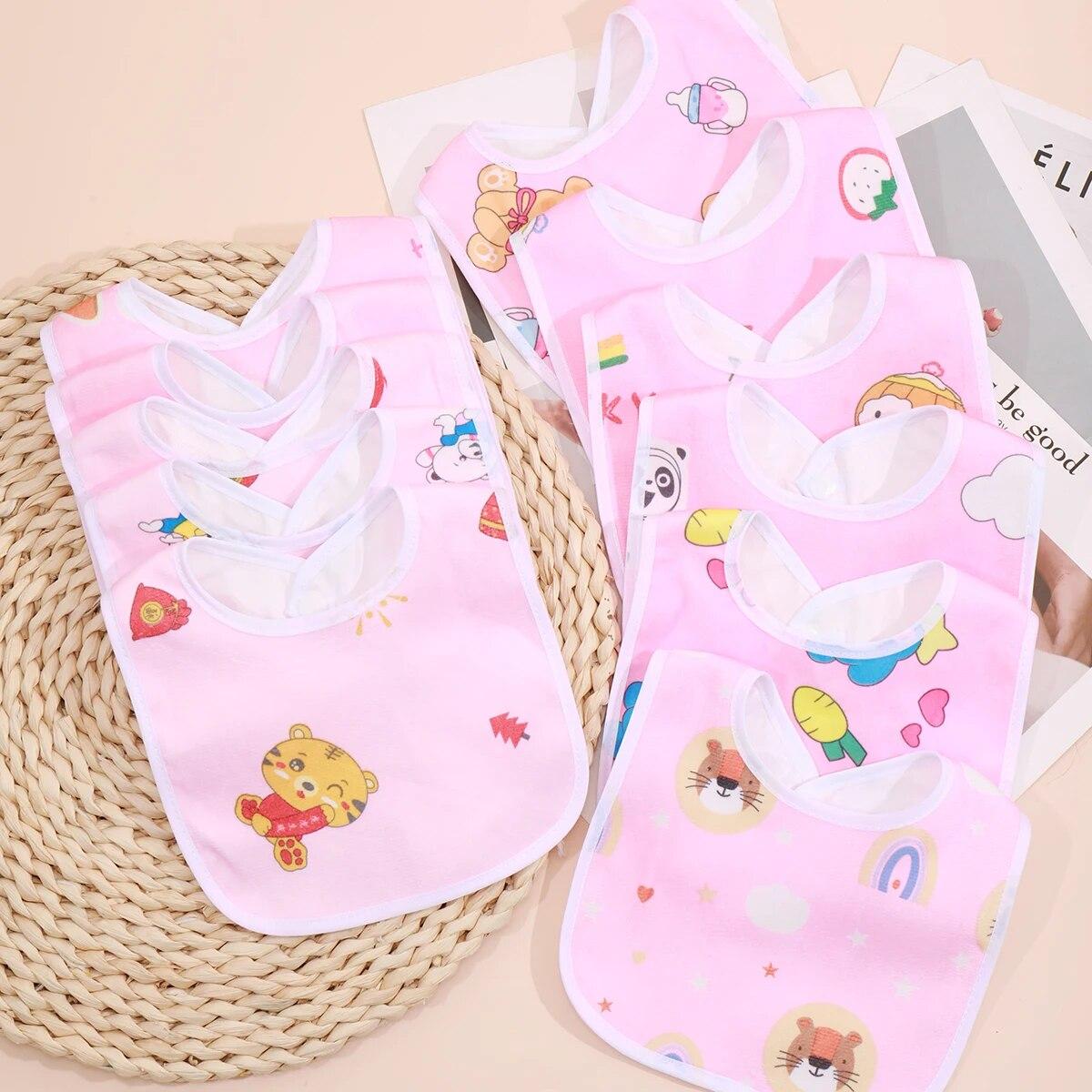 5 pièces aléatoires Bavoir imperméable à pression motif dessin animé pour bébé Super doux pour bébé Nouveau-né Velours Cristal Serviette à bave rose