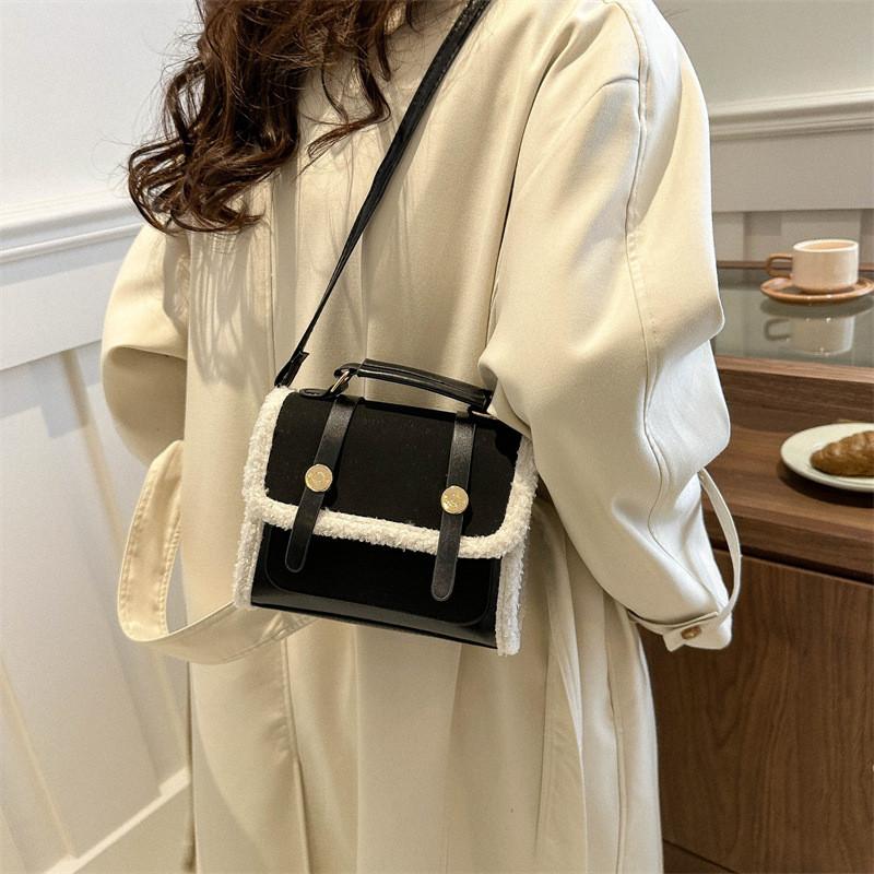 Vintage Inspired Autumn Fashionable Small Square Bag Perfect For Casual Outings
