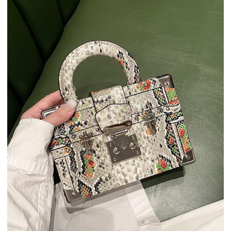 A High-end, Light Luxury, Niche Crocodile and Snake Pattern Small Box Bag with A Shoulder and Hand