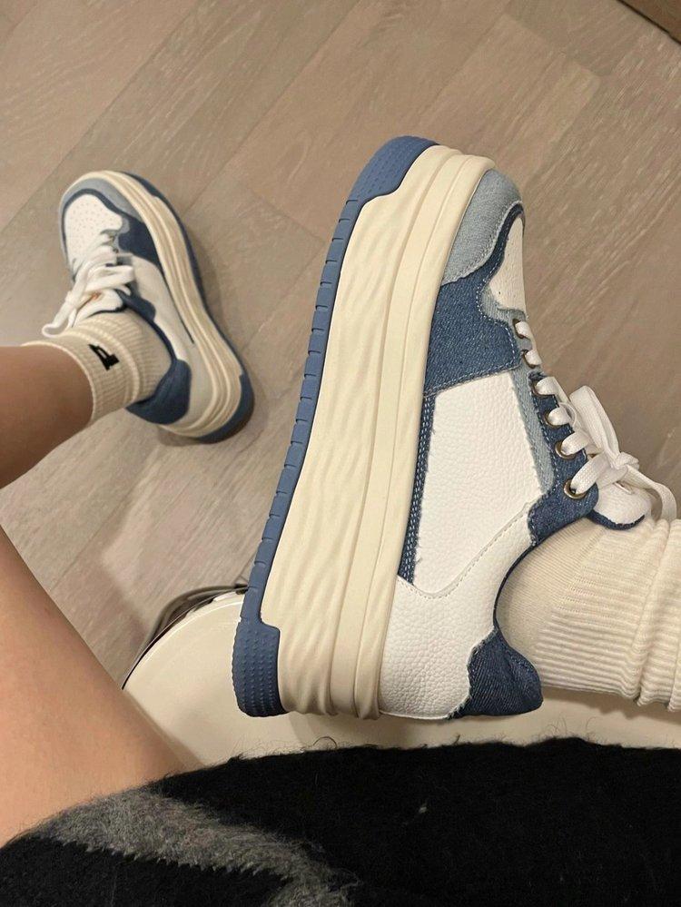 

Thick-soled white shoes winter women show thinness and height star board shoes short welfare women s shoes small Internet celebrities same style 40