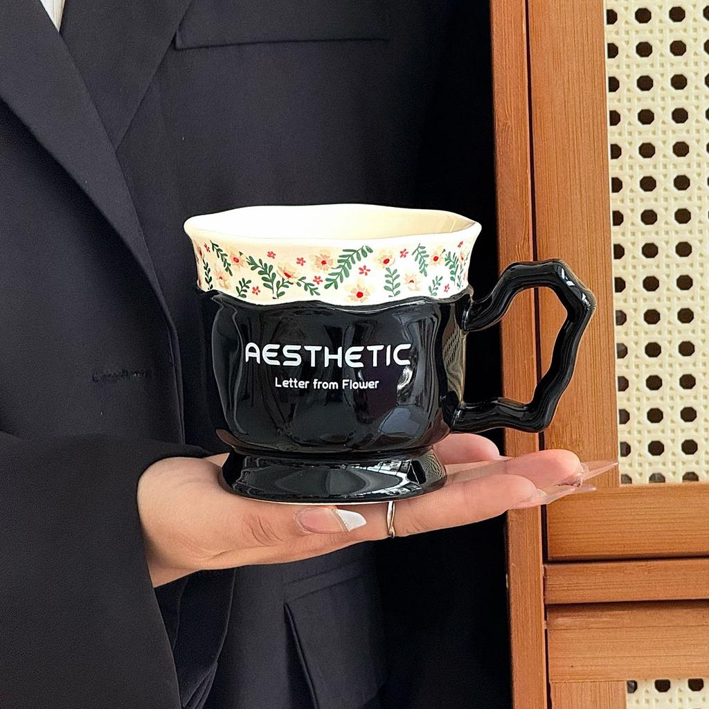 Tazza in Ceramica Piccola Floreale Retrò dall'Aspetto Elegante per Ufficio Colazione Caffè Regalo di Festa per Madre e Sorella