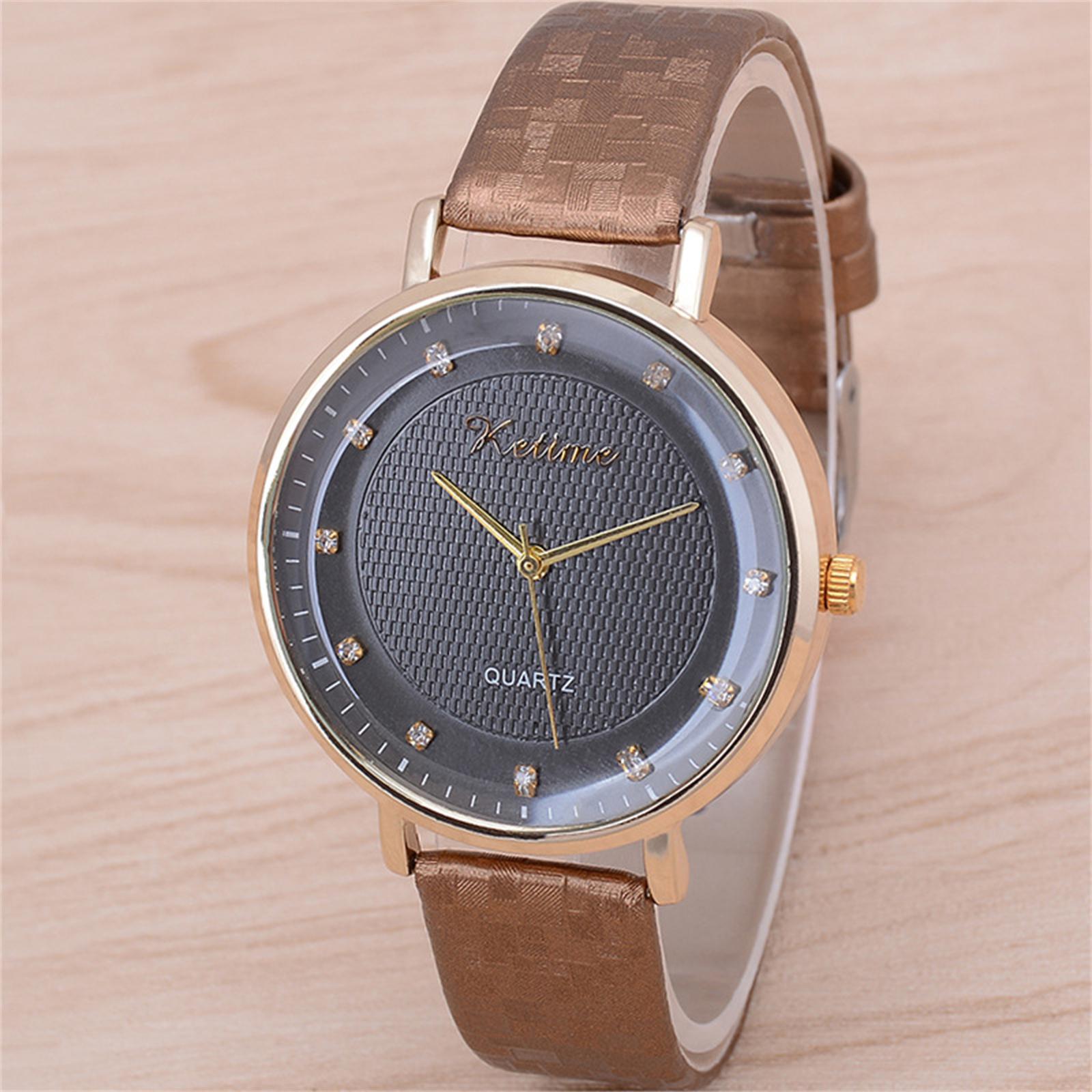 

Жіночий Модний Шкіряний Годинник One Size