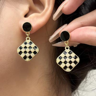 High-End Black White Plaid Earrings Silver Needle Chessboard Design Sensible Niche Warm Earrings Soft Earstuds