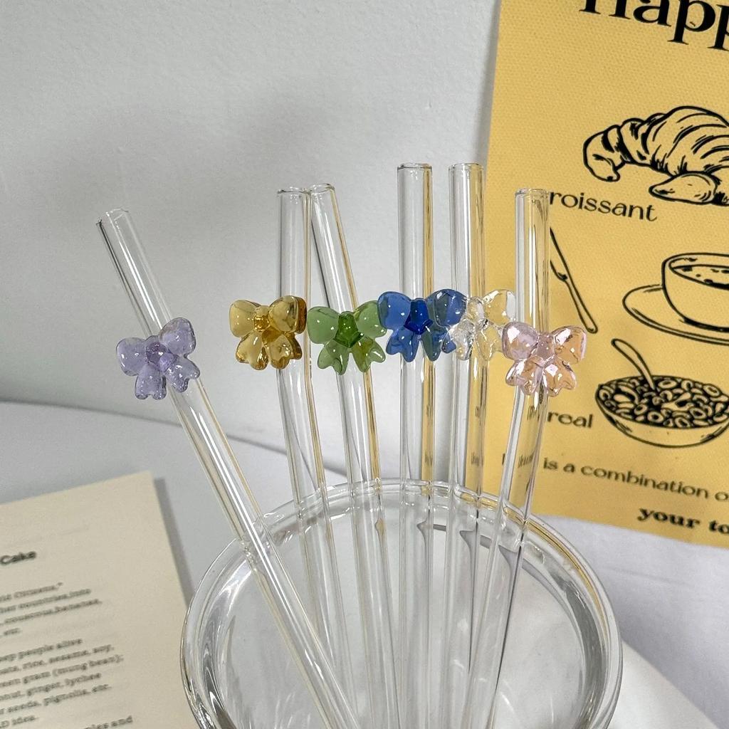 1pc 8mm Glass Straw, Bow Glass Straw Non-disposable Juice Drink Anti-stick Lipstick Straw Reusable Drinking Straws for Festival