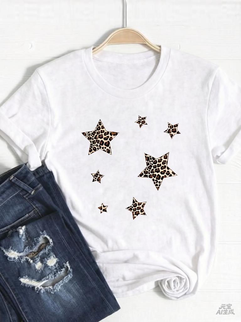 2026 Womens Clothing Star Print Tshirt Heart Pattern Trend Exquisite Cool Summer Top Fashionable Shortsleeved