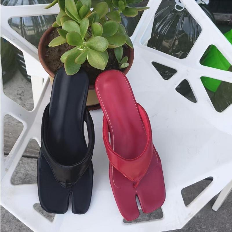 Fashion Split Toes Flats Clogs Sandals Women Slippers Slides Shoes Square Toe Flip Flops Clip Toe Casual Summer Beach Walking Sandalias