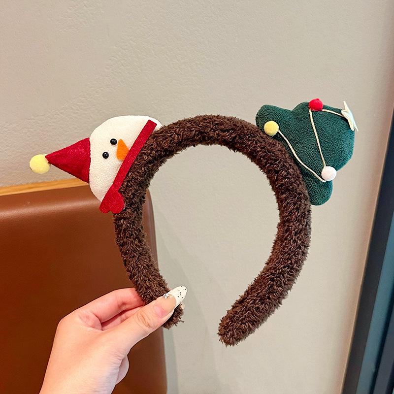 Festive Autumn & Winter Christmas Candy Hairband: Plush & Cute Face Washing Accessory for Girls