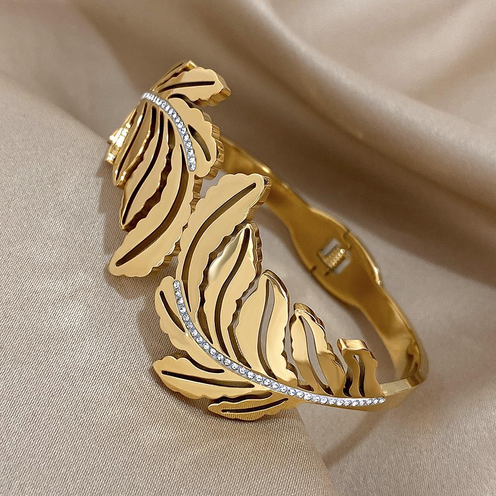Exquisit Inlaid Rhinestone Feather Leaves Cuff Bracelets Fashion Gold Plated Stainless Steel Smooth Bangles Waterproof Jewelry