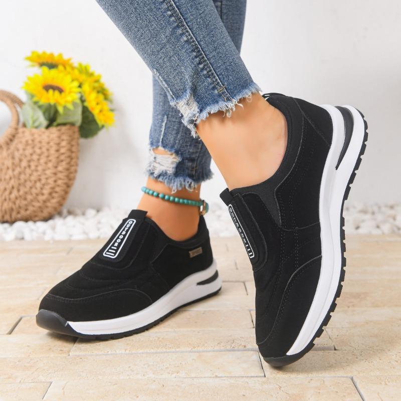Women's Spring Fall Low Heel Comfortable Athletic Running Casual Shoes.