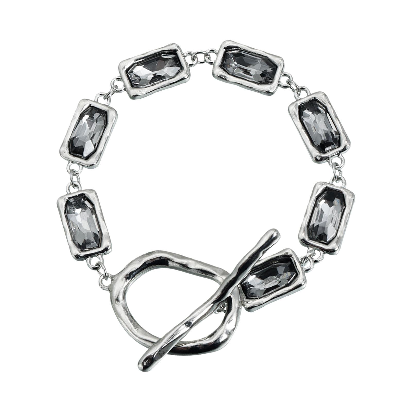 

Comfortable Fit Geometric Square Black Diamonds Crystals Necklace Set Ideal For All Day Comfort And Formal Gatherings