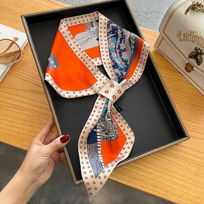 Fashion new cross small silk scarf women's headband Korean version spring, autumn and summer professional scarf small scarf square scarf headband