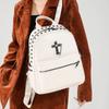 Stilvoller Punk Rock Rucksack mit Kreuzmotiv Nieten Unisex Streetwear Reisetasche Teens 20L PU Design