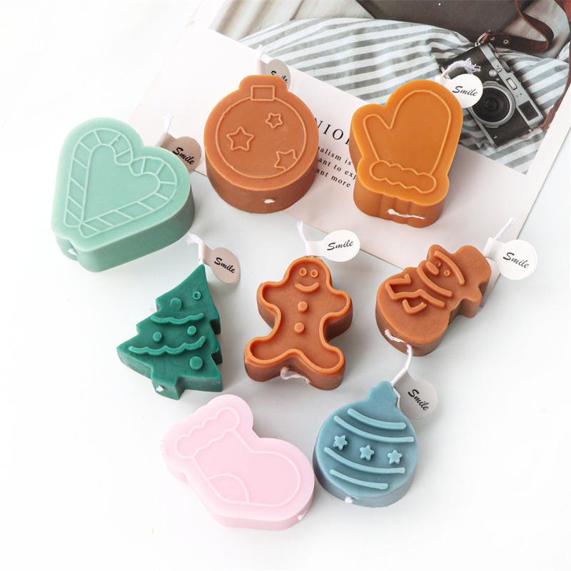 3D Christmas Silicone Xmas Bell Snowmen Gingerbread House Candle Mold DIY Cookie Gingerbread Candle Candy Fondant Baking Mold