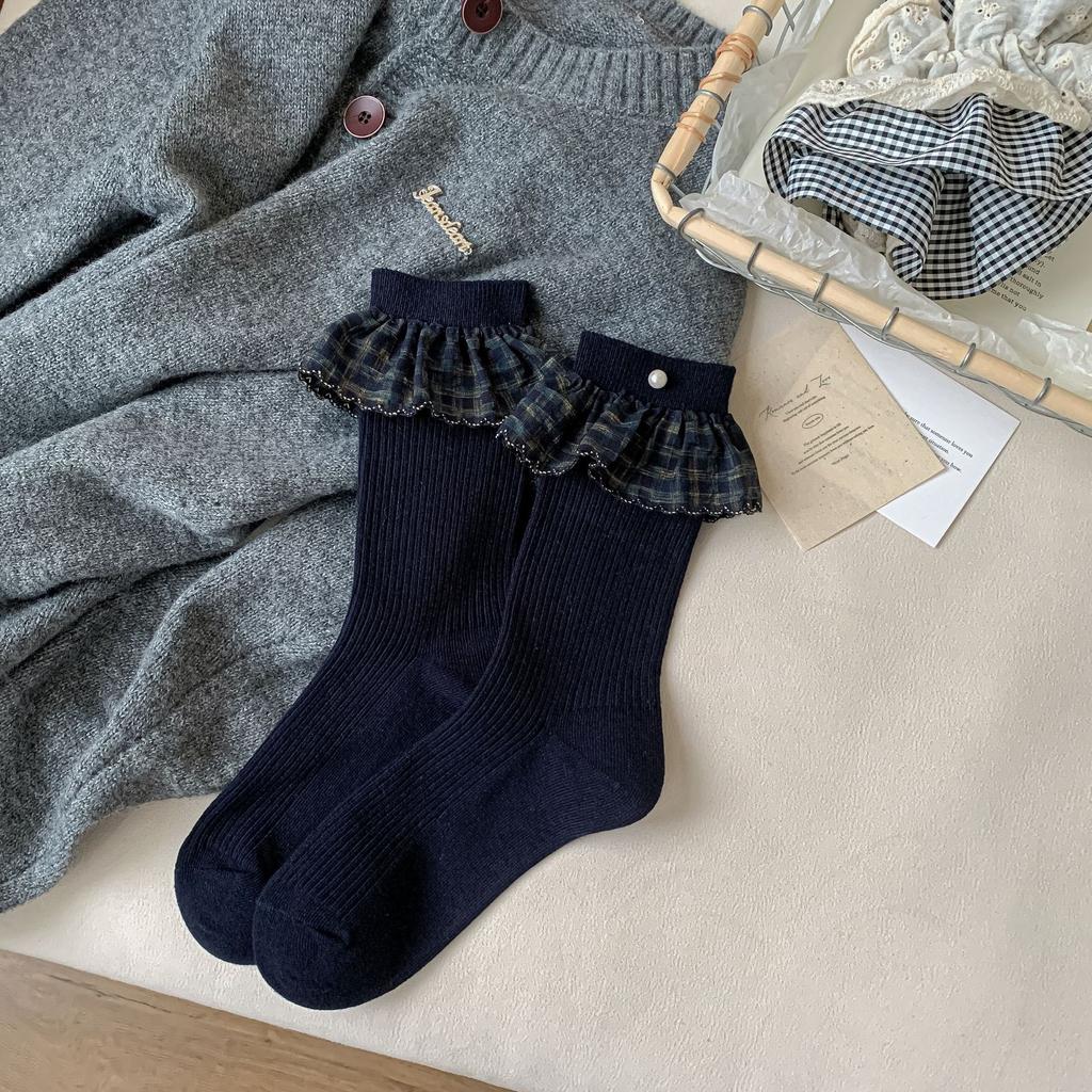 Women's New Autumn Plaid Letter Cloth Label Lace In The Cylinder Pile Socks
