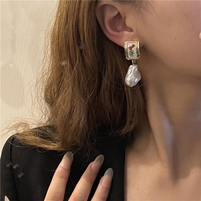 Vintage Baroque Red Rose & Pearl Stud Earrings - Hong Kong Style
