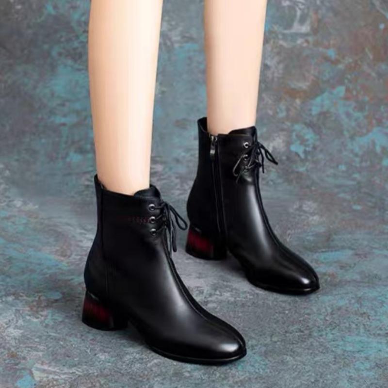 Mode Vinter Nya Grova Enkelstövlar Dammode Spetsig Front Snörning Sidodragkedja Halkfria Slitstarka Korta Stövlar