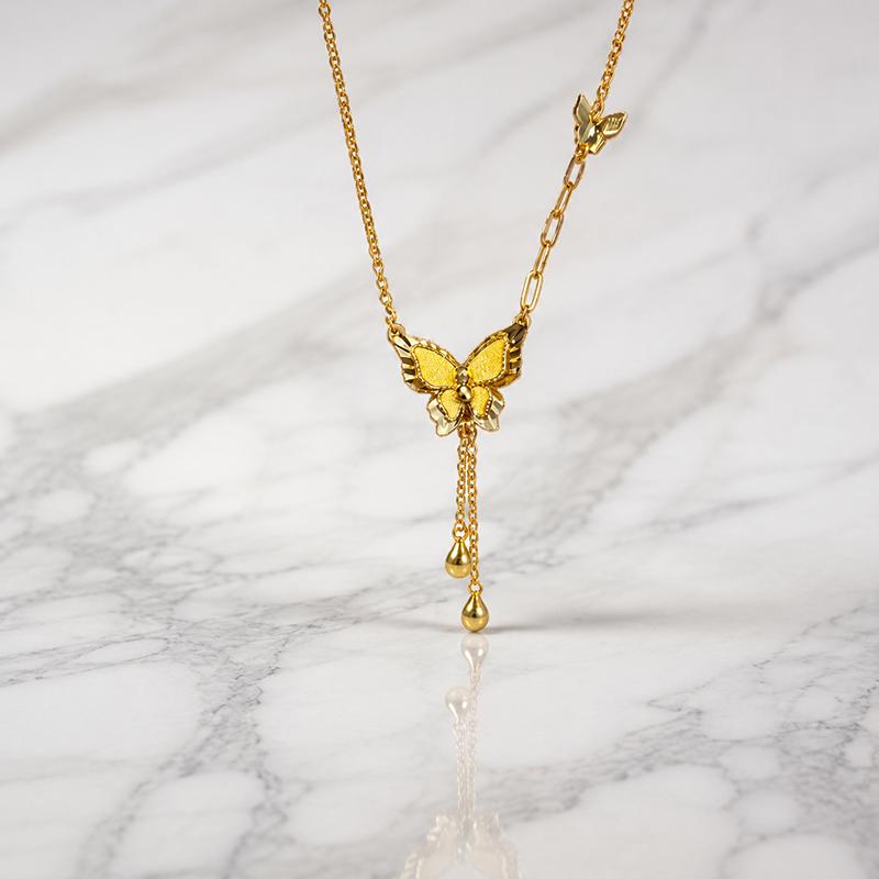 Goldener Schmetterling Quaste Anhänger Halskette für Damen Elegante Verstellbare Schlüsselbein Kette Trendiger Anhänger Schmuck Geschenk für Party Geburtstag Valentinstag