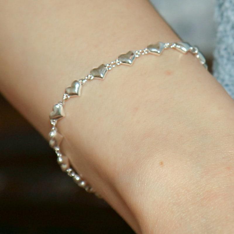 UNI.J Schweres Herz Silberarmband Ib322