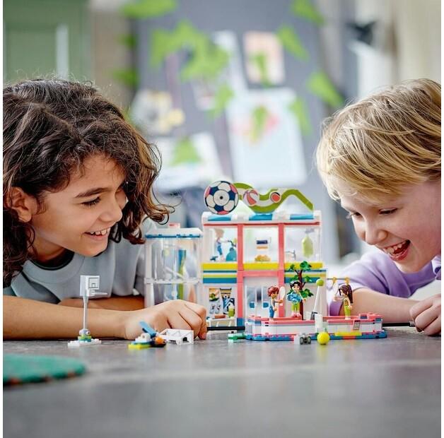 LEGO Friends 41744 Sports Center