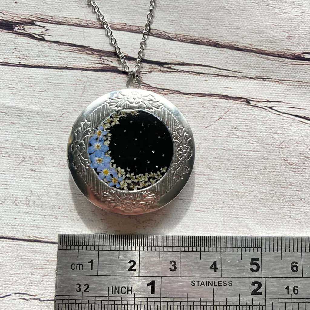 Bohemian Geometric Pendant Necklace For Women With Titanium Steel Chain
