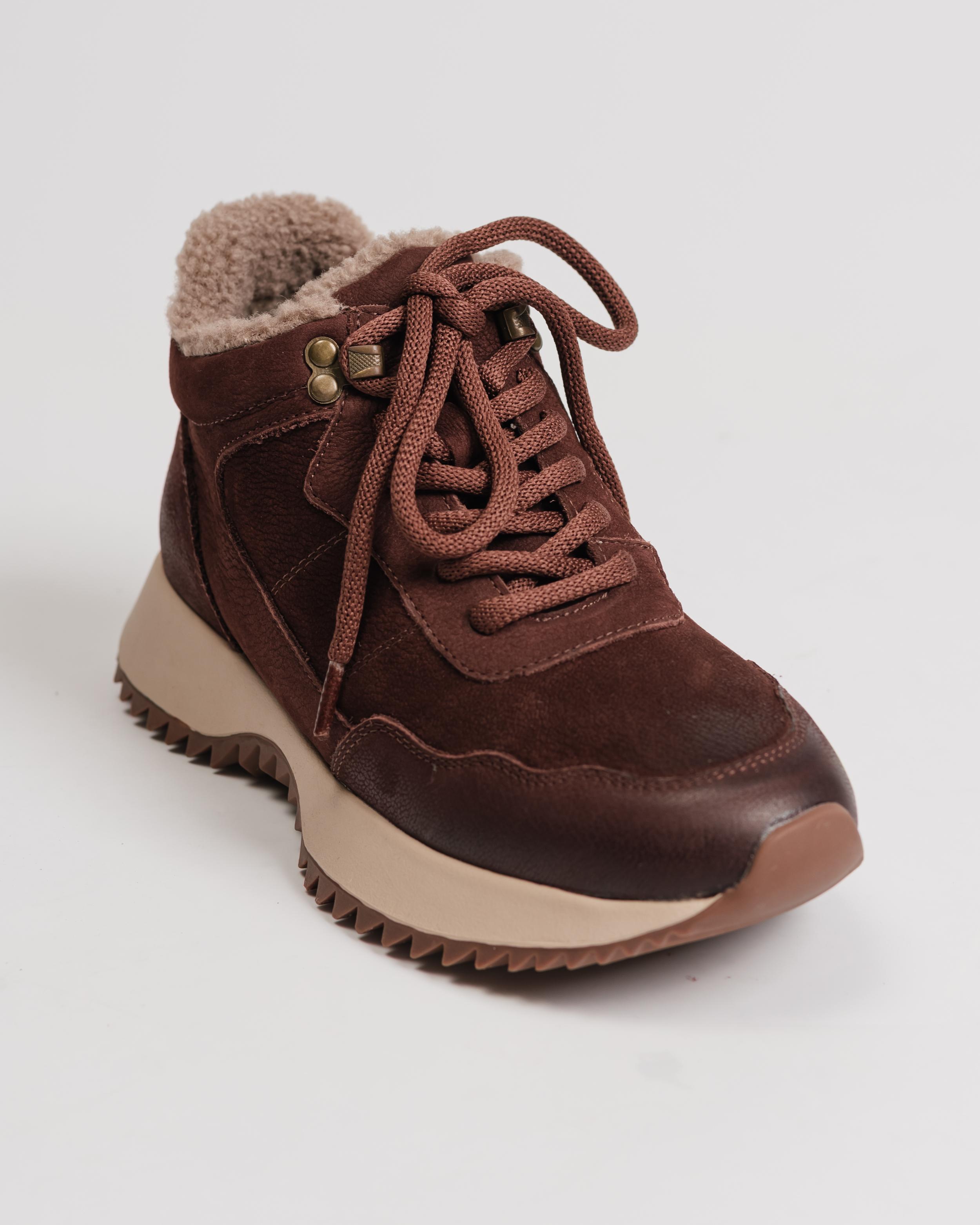 

Кросівки утеплені Lola Andy 64500 36 коричневі замша шерсть 41 імбирний