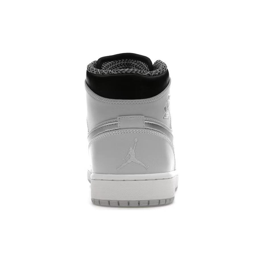 Air Jordan 1 Retro Mid Grade School 'Pure Platinum' (Unisex) Pure Platinum / White-Metal Vintage Basketball Shoes 554725 032