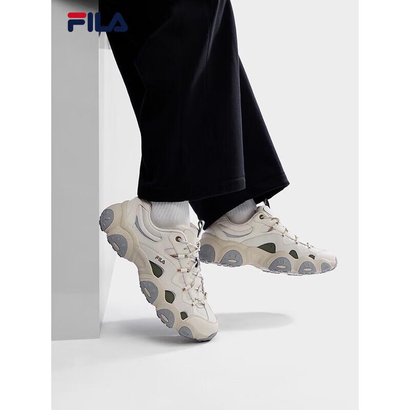FILA Men s Cat Claw 7 Chunky Sneakers 39