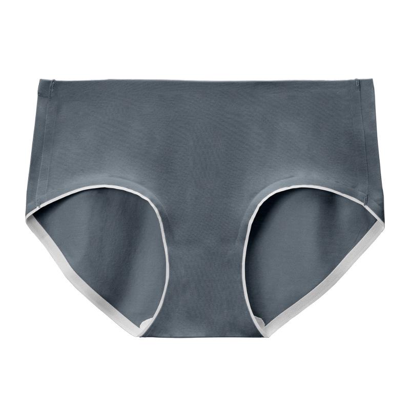 Xiannei Women's Seamless Antibacterial Mulberry Silk Briefs