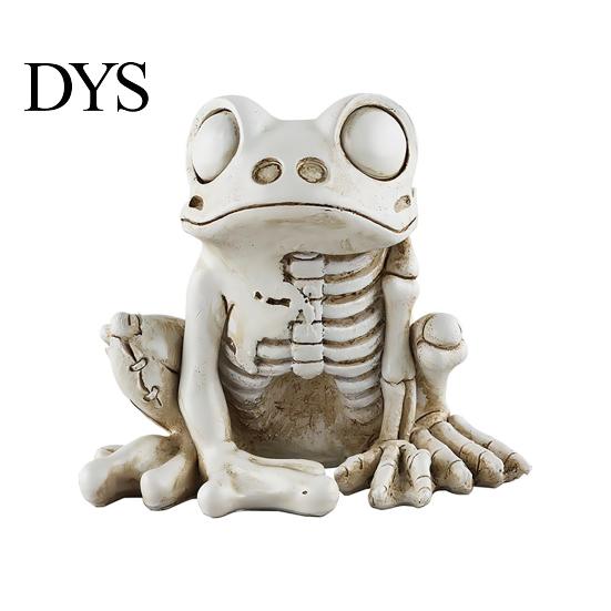 Atmospheric Bar Decor Accents Halloween Skeleton Frog Figurine, Resin Animal Bone Statue for Haunted Eerie Desk Ornaments House, Spooky Gothic