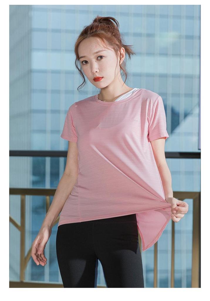 Women's Plus Size Quick-Dry Sports T-Shirt - Breathable, Short-Sleeve Yoga & Fitness Top