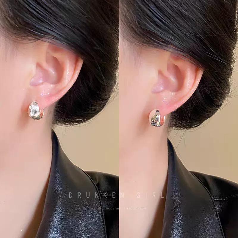 Zircon Metal Studs & Pearl Bow Earrings - High-End, Versatile Statement
