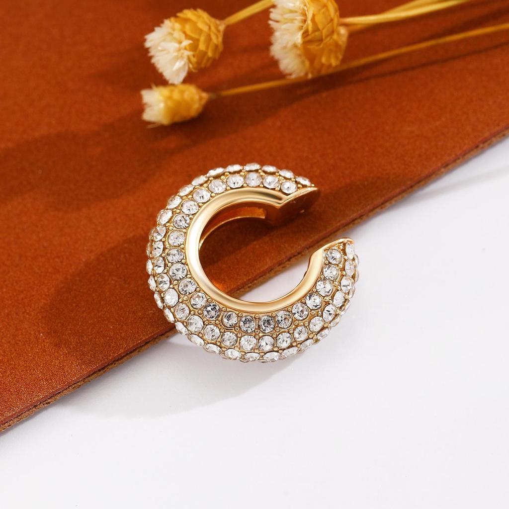 Retro Fashion C-Shaped Bling Ear Clips with Colored Diamonds - Trendy No-Pierce Earrings
