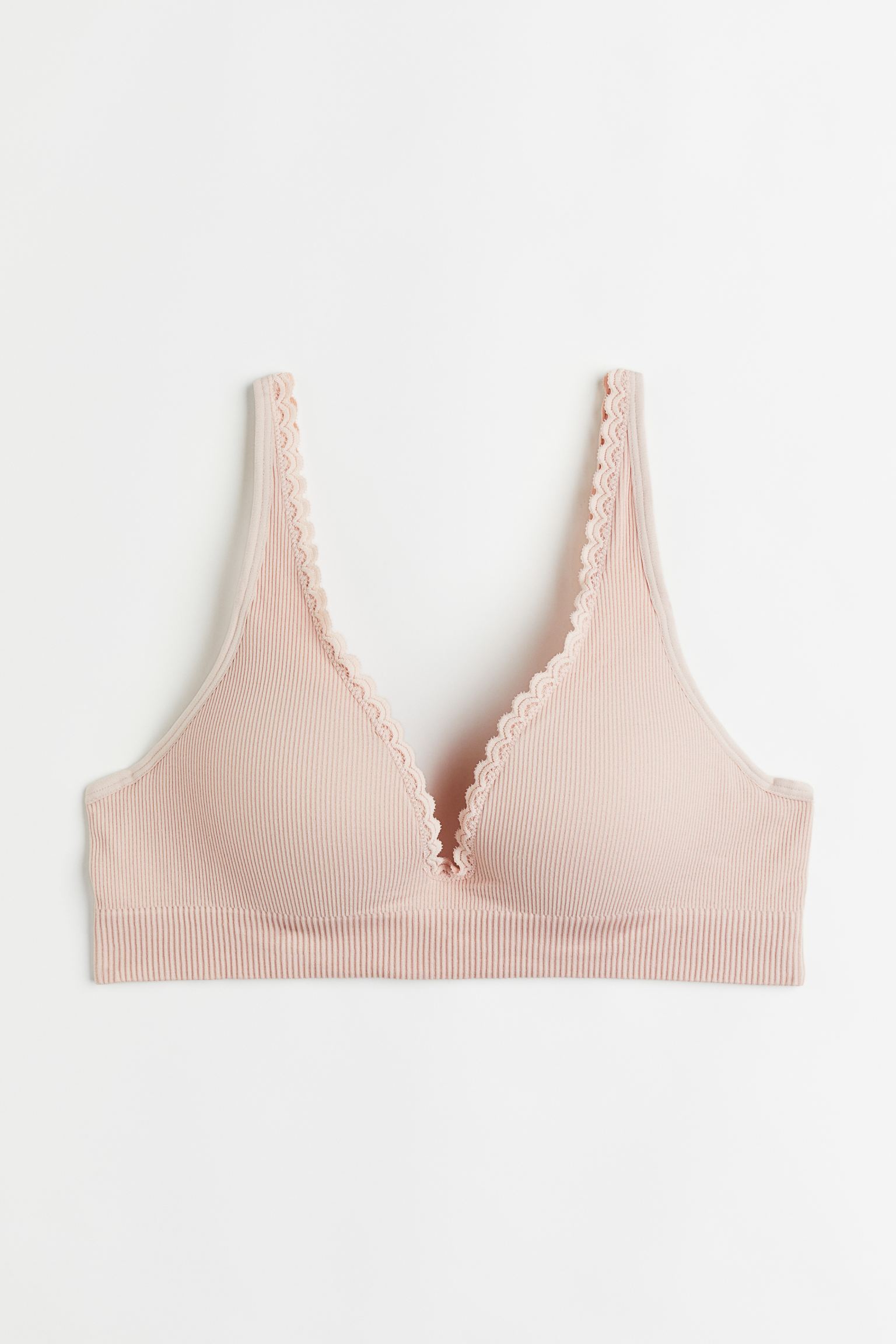 

Бесшовный бюстгальтер пуш-ап из джерси.