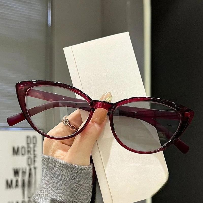 Outdoor Photochromic Myopia Glasses Women Stylish Oval Frame Anti Blue Light Ultralight Color Changing Near Sight Eyeglasses UV Protection Sunglasses