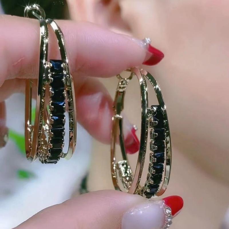 European and American Fashion High-end Atmospheric Earrings Trendy Cool Earrings Versatile Personalized Party Big Earrings Exquisite Commuter Earrings