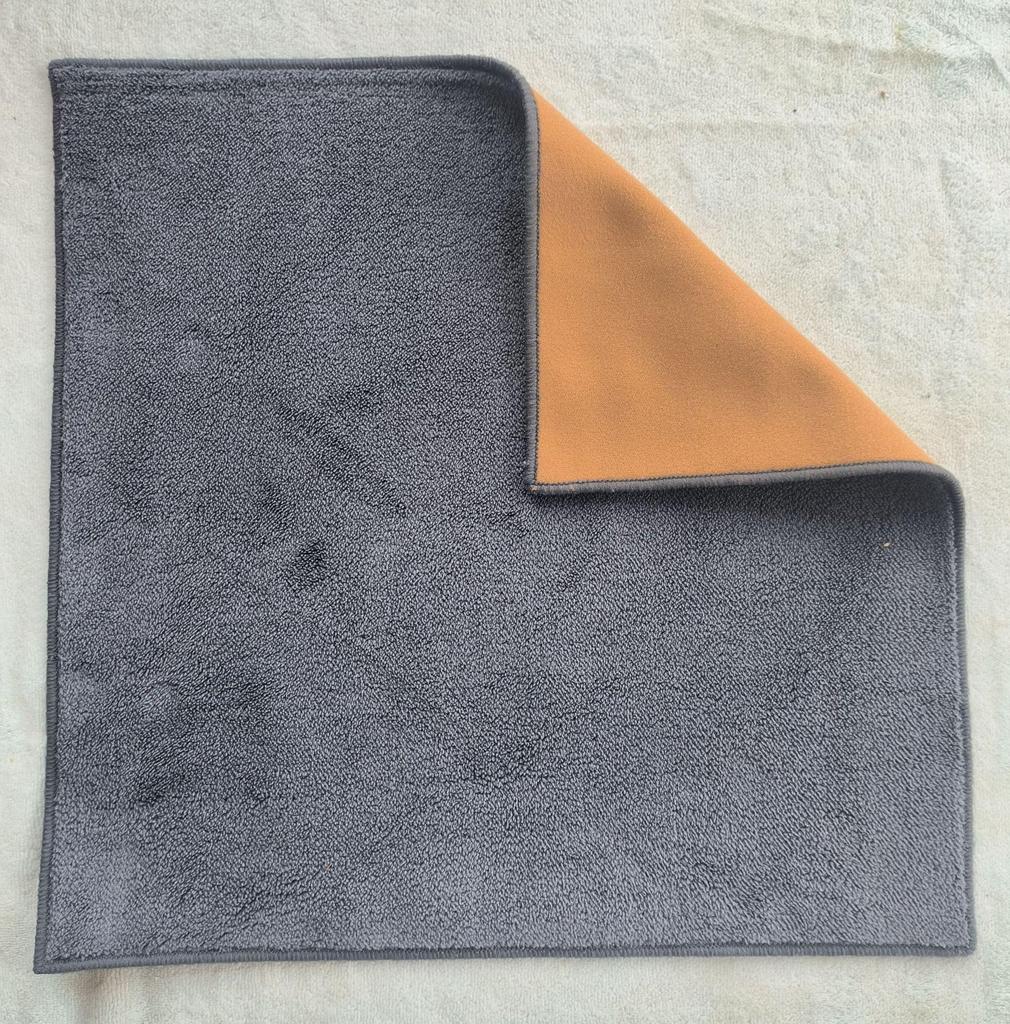 Double-Sided Suede Coral Fleece Car Cleaning Towel - Thick, Absorbent, Large Cloth for Car Washing