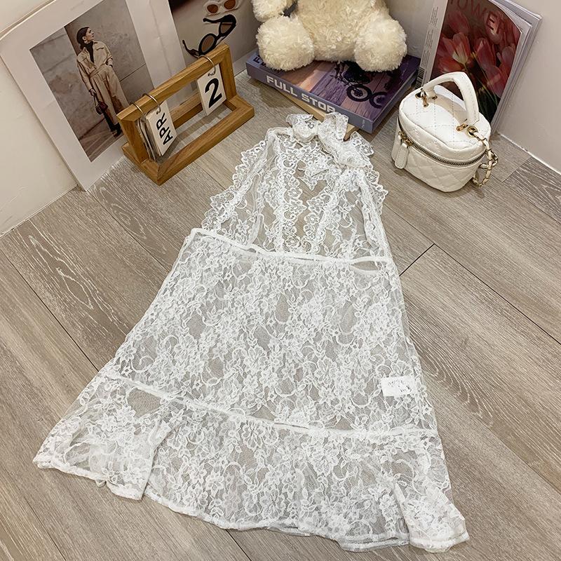 

Spice girl black V-neck button split design sense long-sleeved T-shirt women s autumn pure desire lace-up irregular beautiful top S