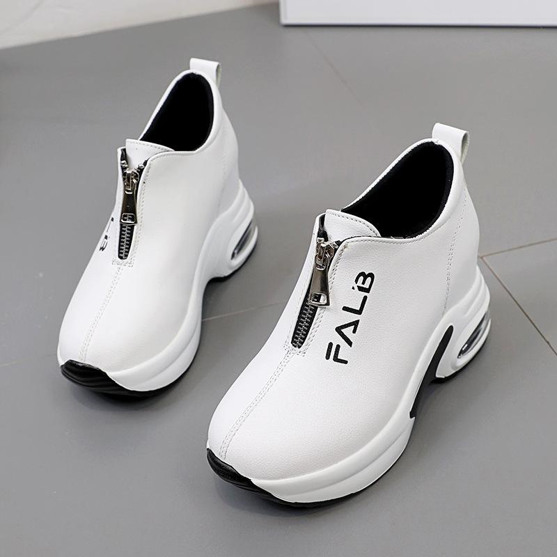 

Height Increasing Women Shoes Fashionable Thick Soled Sports and Leisure Shoes Cushion Spring Walking 2025 New Single Shoes 35 білий