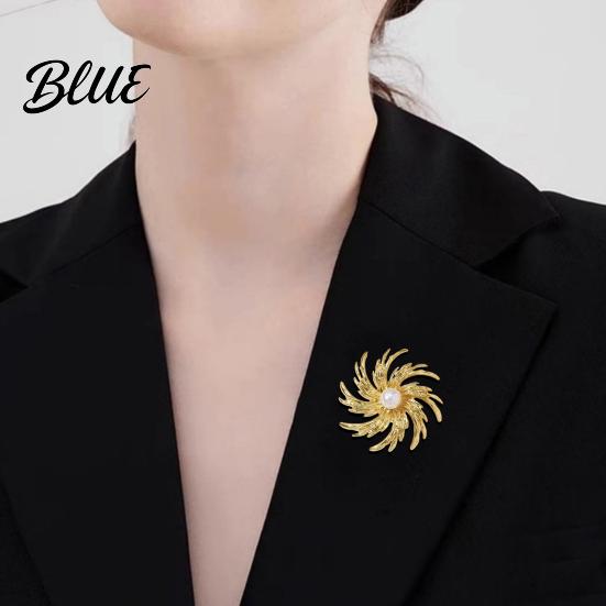 Versatile Accessory Pin Zinc Alloy Brooch Pin Flower Shape Lapel